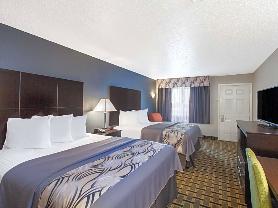 Days Inn by Wyndham Ennis