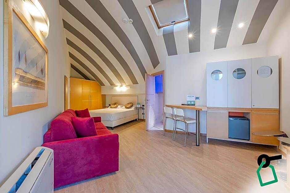 HOTIDAY ApartHotel Firenze