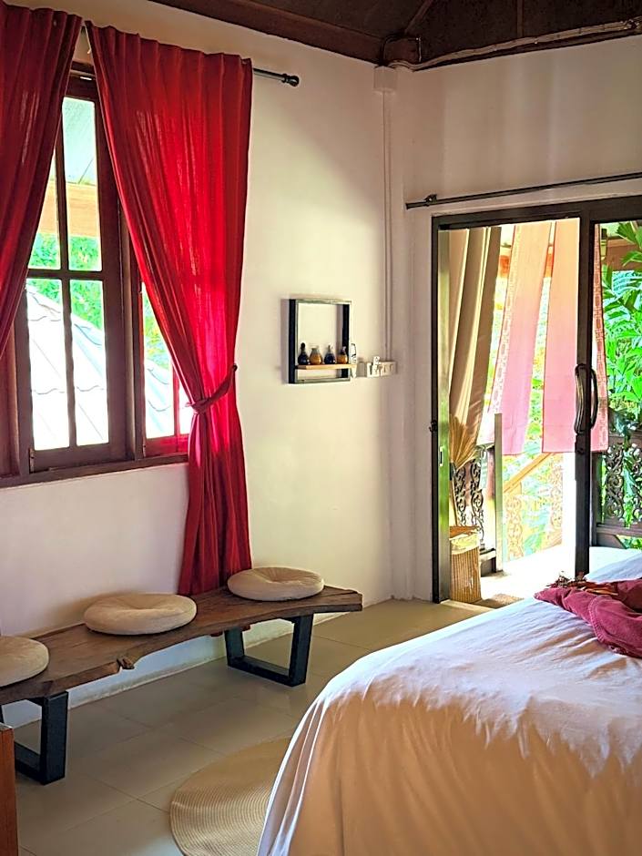 Alcove Bungalow