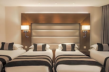 Quad Room