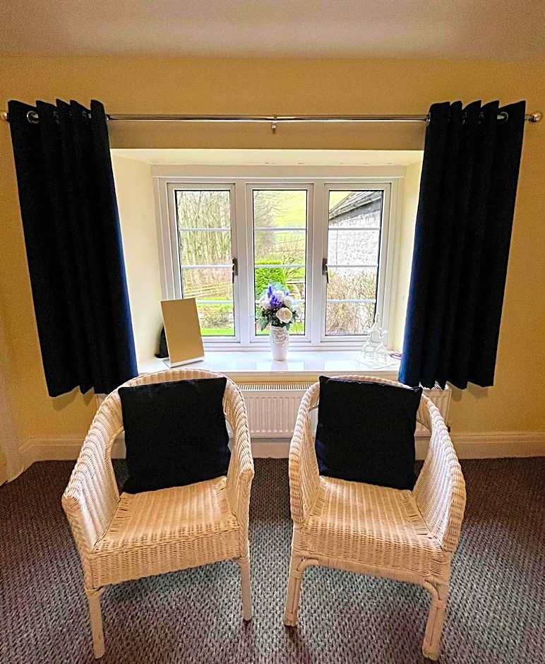 Dunscar Farm Bed & Breakfast