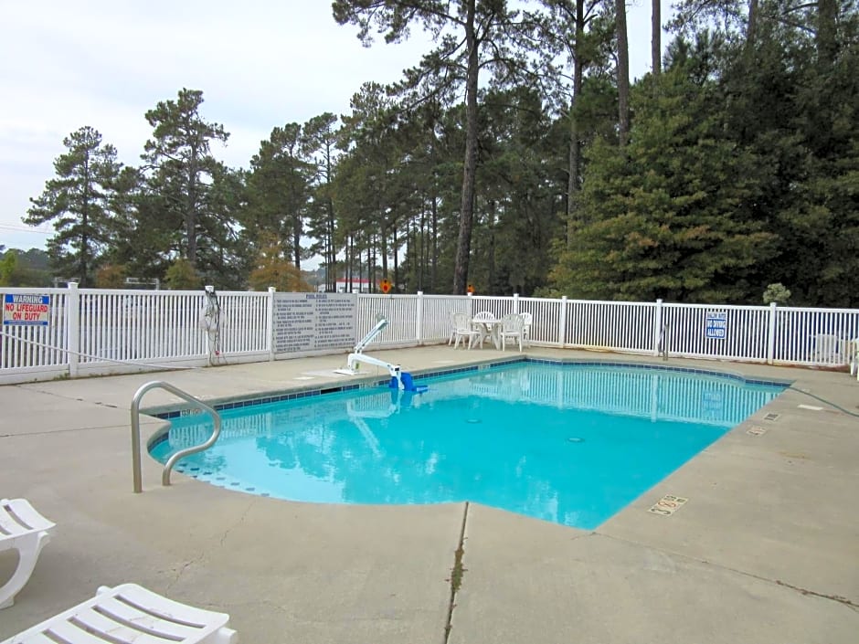 Microtel Inn & Suites by Wyndham Augusta Riverwatch