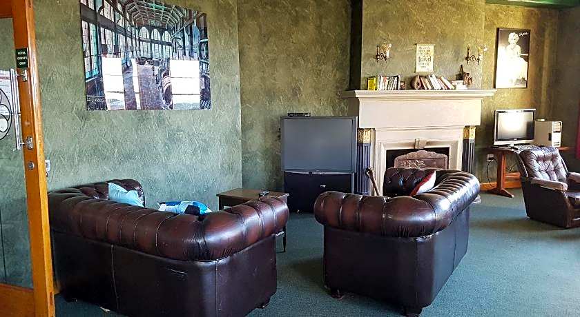 Whakatane Hotel