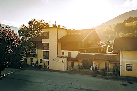 Hotel Gasthof Kröll, 1x Großglockner kostenlos, Kinder bis 12 Jahre frei, Restaurant mit regionaler Küche