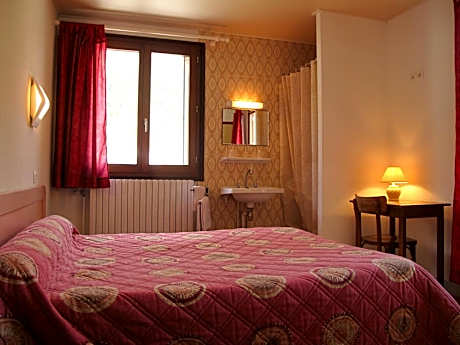 Double Room with Shared Toilet