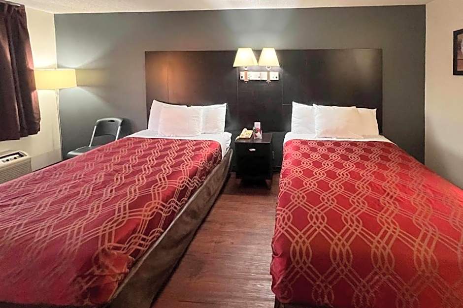 Econo Lodge Inn & Suites Tuscaloosa I-20
