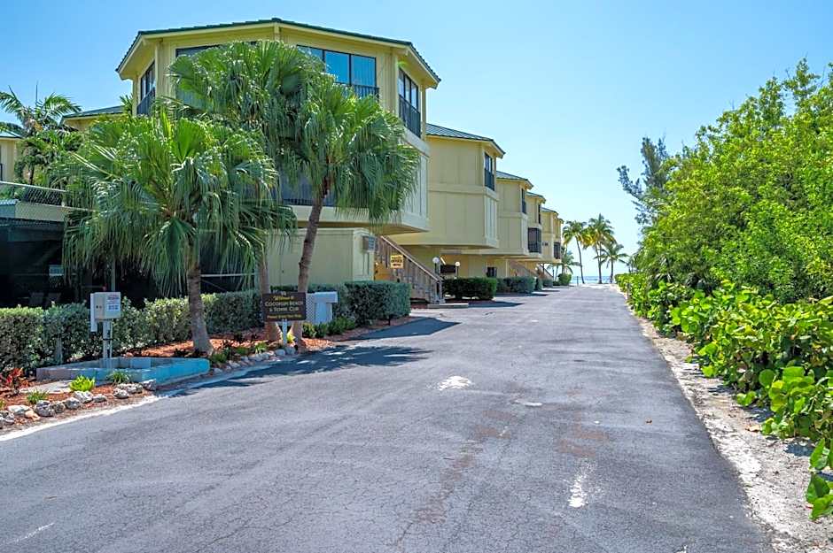 Coco Plum Beach & Tennis Club & Marina