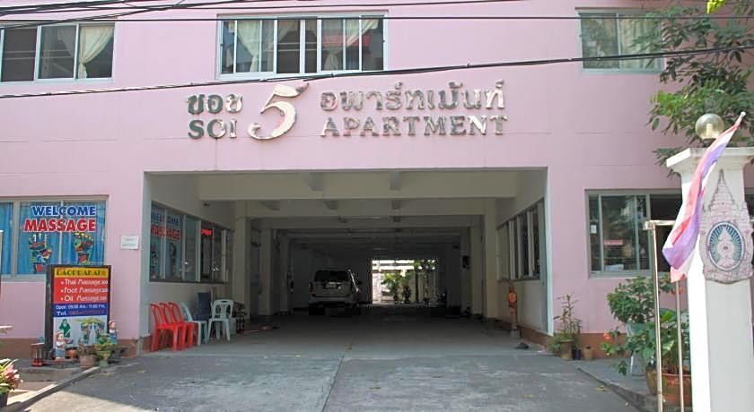 Soi 5 Apartment
