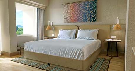 Classic Double or Twin Room with Sea View