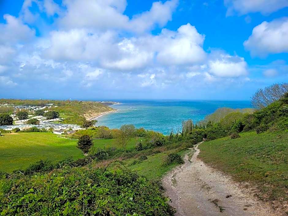 "Trinity" at Whitecliff Bay Isle of Wight- Yarborough View 4