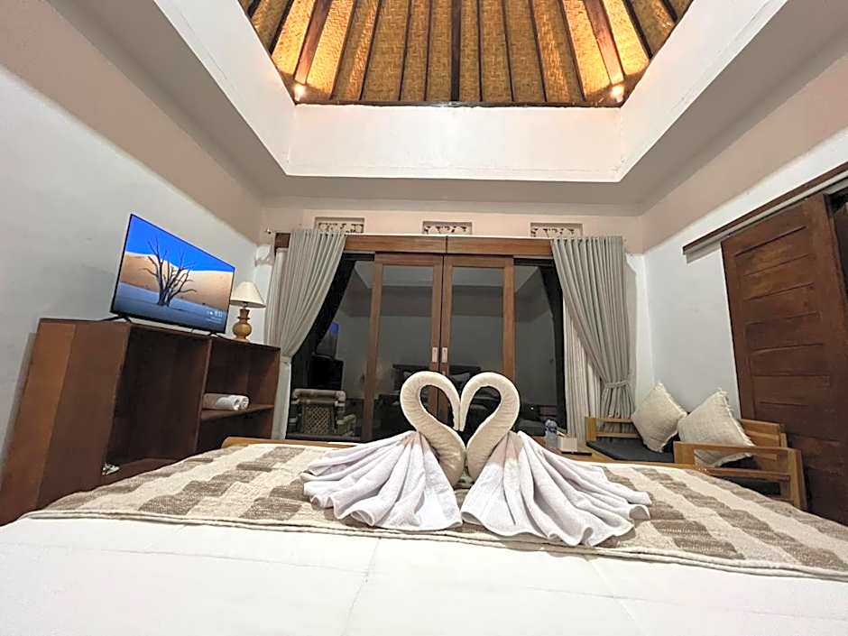 Batur Cliff Panorama