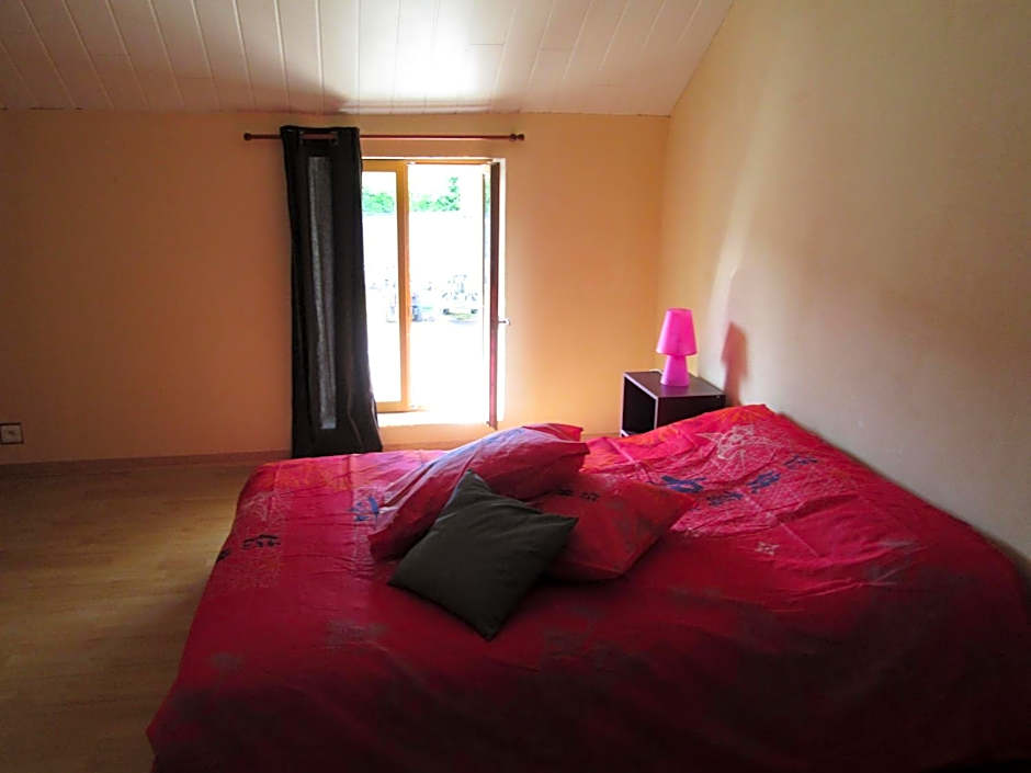 Photo 1 of 4 of Quadruple Room