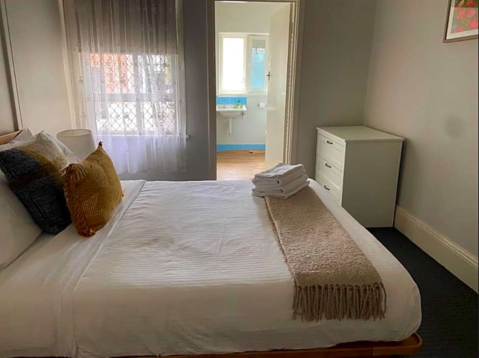 Brilliant Apt by Rottnest Ferry and Fremantle Oval - Hosted by Canstay