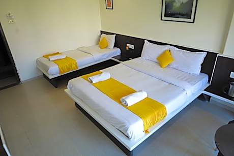 Executive Triple Room
