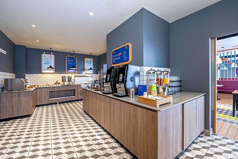 Holiday Inn Express Aberdeen Airport By IHG