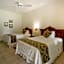 Hotel Hacienda Los Laureles