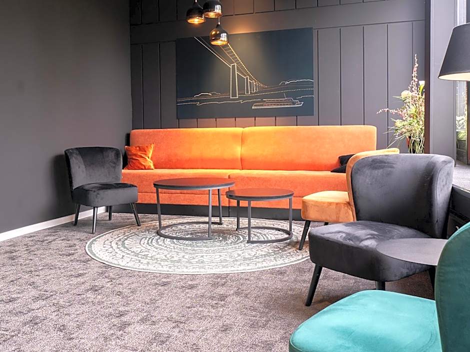 JustStay Mülheim Oberhausen Hotel & Apartments