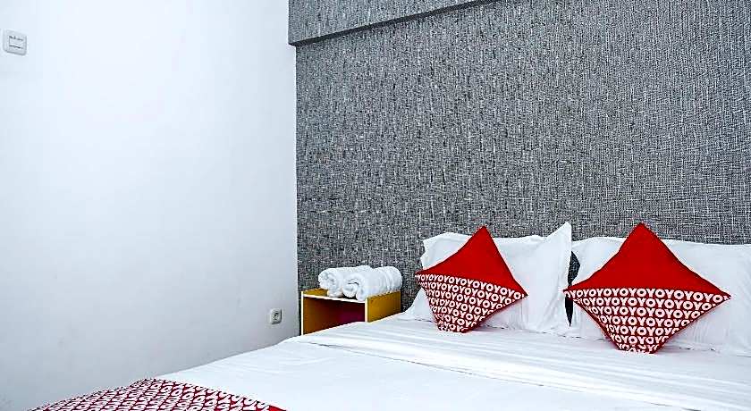 OYO 1454 111 Residence