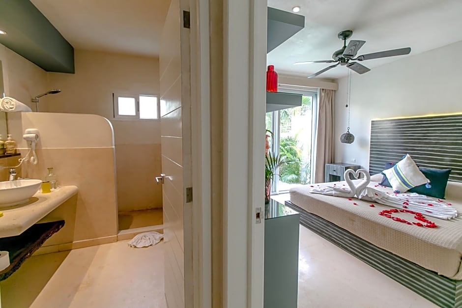 Alma De Flores Private Pools Suites