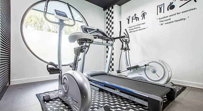 Blu Monkey Hub And Hotel Phuket