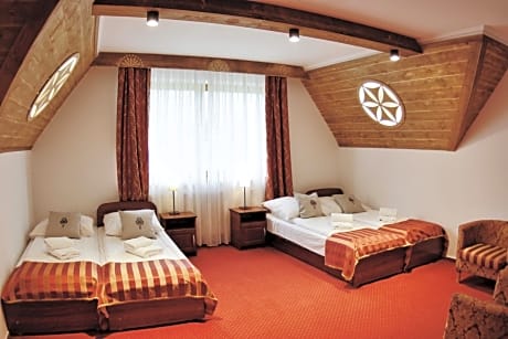 Quadruple Room  with Free Spa access