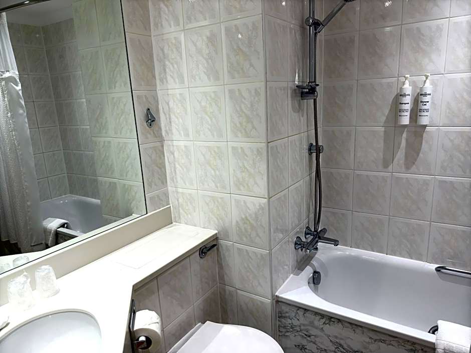 The Aberdeen Dyce Hotel