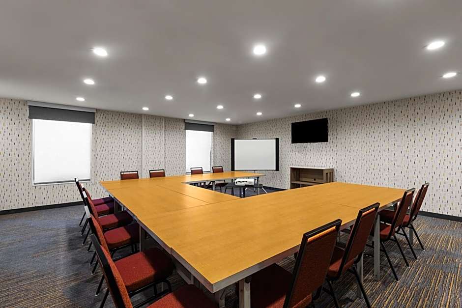 Home2 Suites By Hilton Gonzales