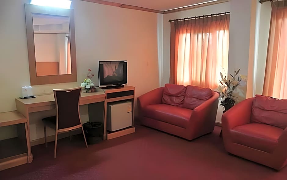 Chaikana Thani Hotel