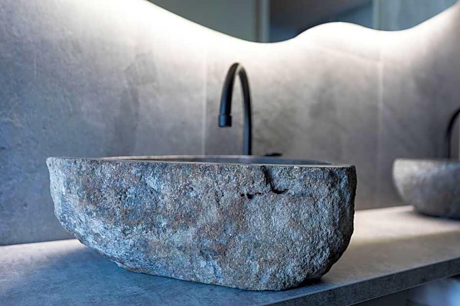 Santa's Hotel Rakka