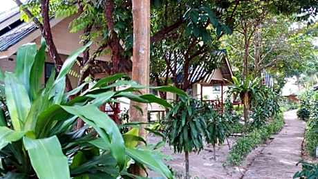 Bungalow with Fan