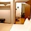 Off SoHo Suites Hotel