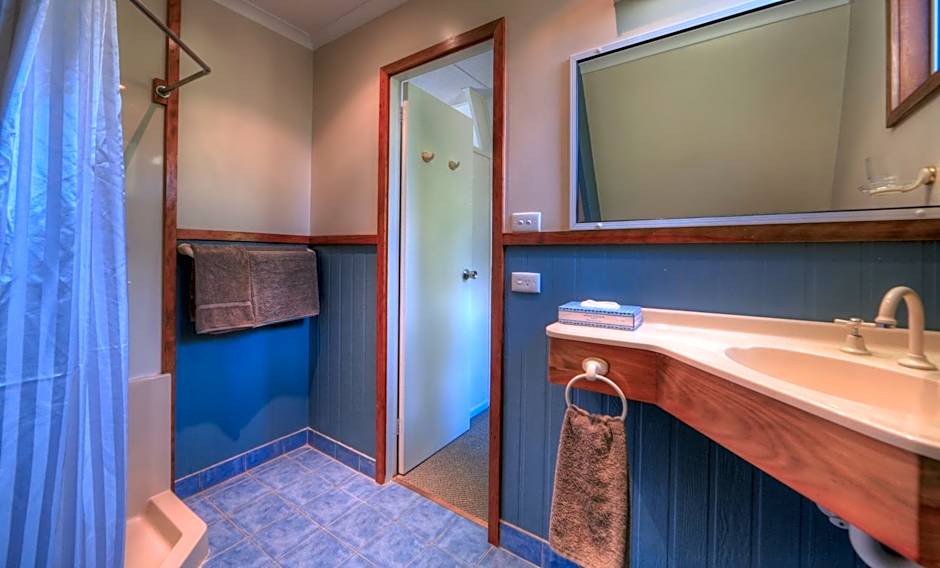 A-Frame Chalets @ Mokutu