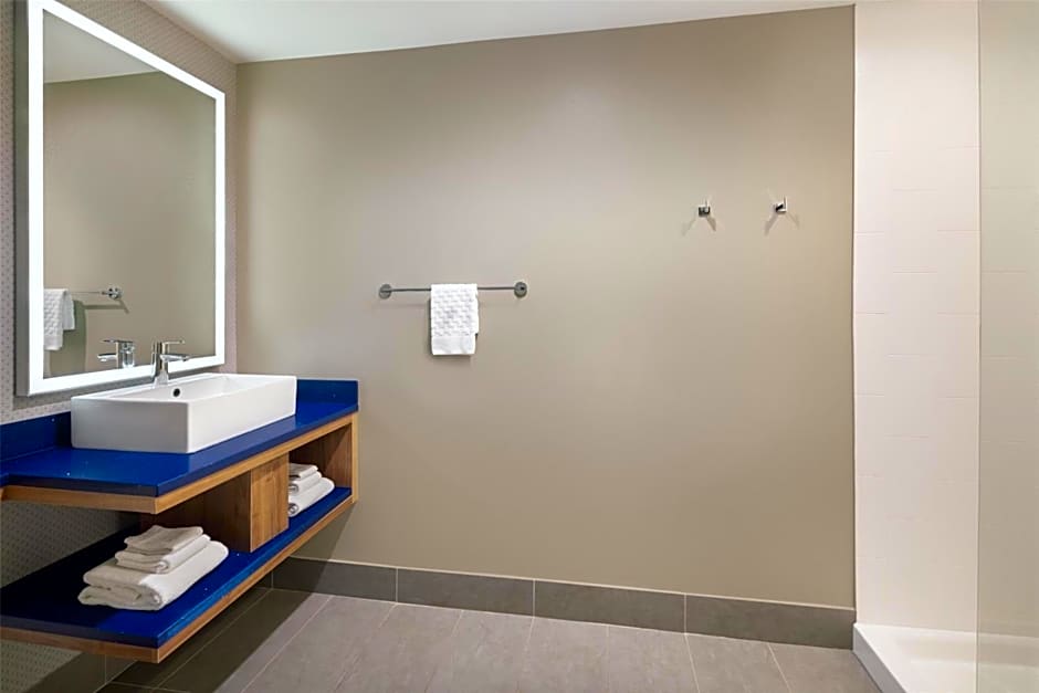 Glo Best Western Tulsa-Catoosa East Route 66