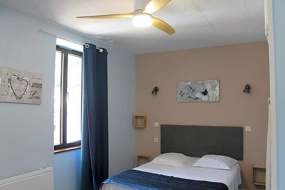 Logis Hôtel Le Saint Clément