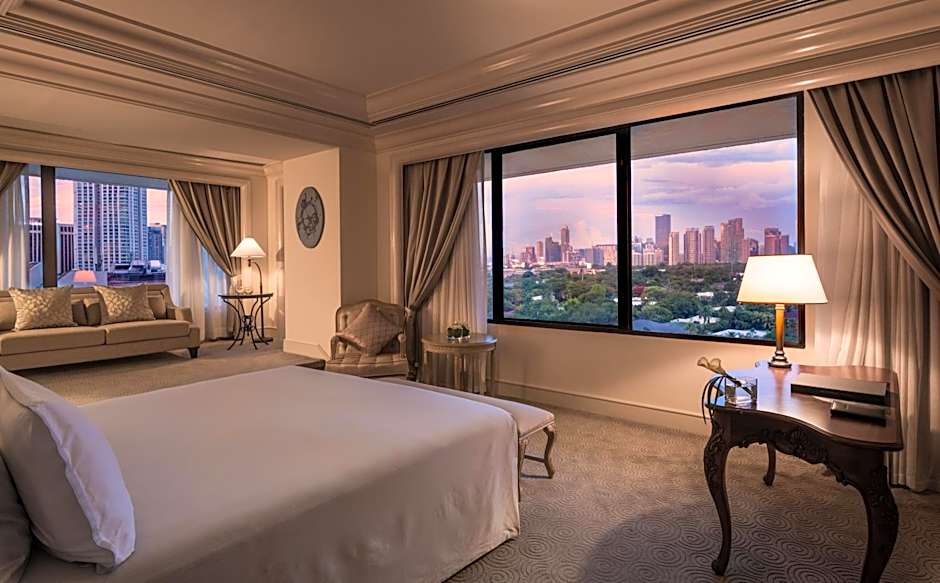 Photo 1 of 6 of Suite