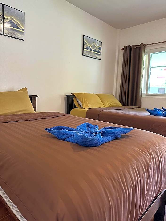 Lanta Bee Garden Bungalows