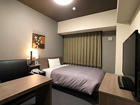 Single Room - Non-Smoking