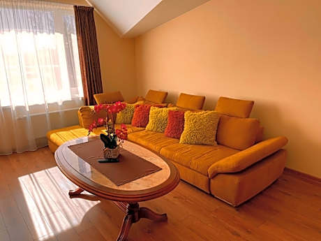 Superior Triple Room with Spa Package