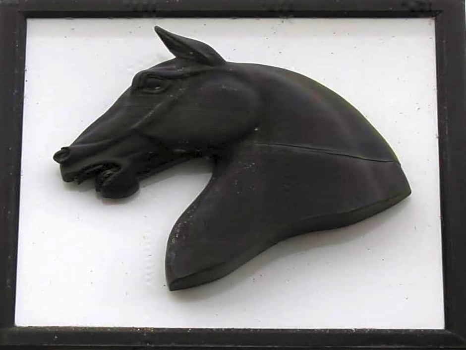 The Black Horse Fulmer