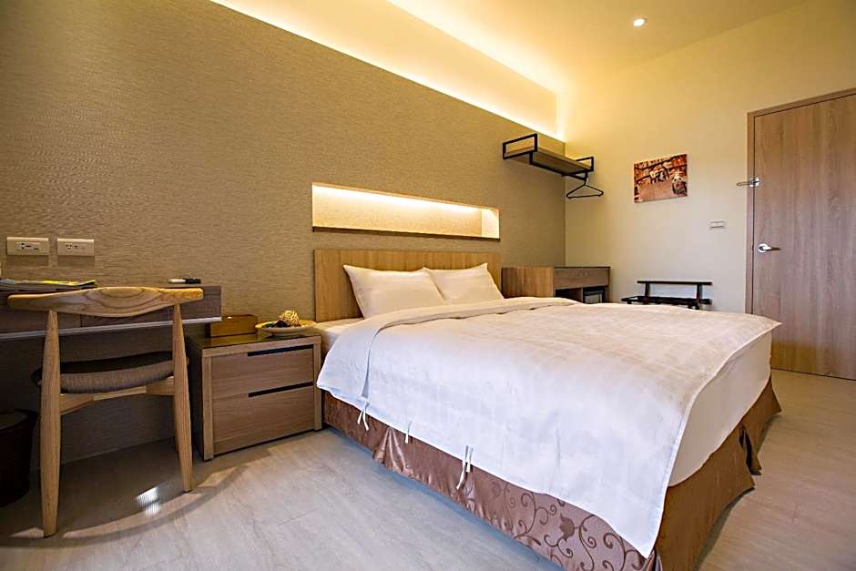 Traveller-Inn Zhongzheng Library