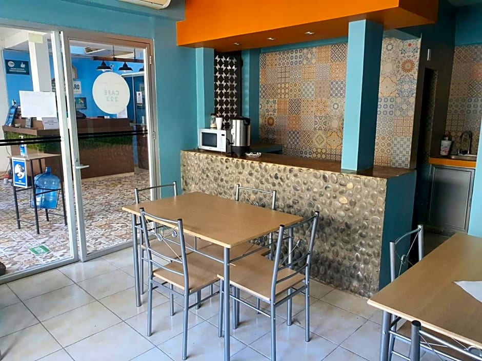 Hotel El Faro Malecon