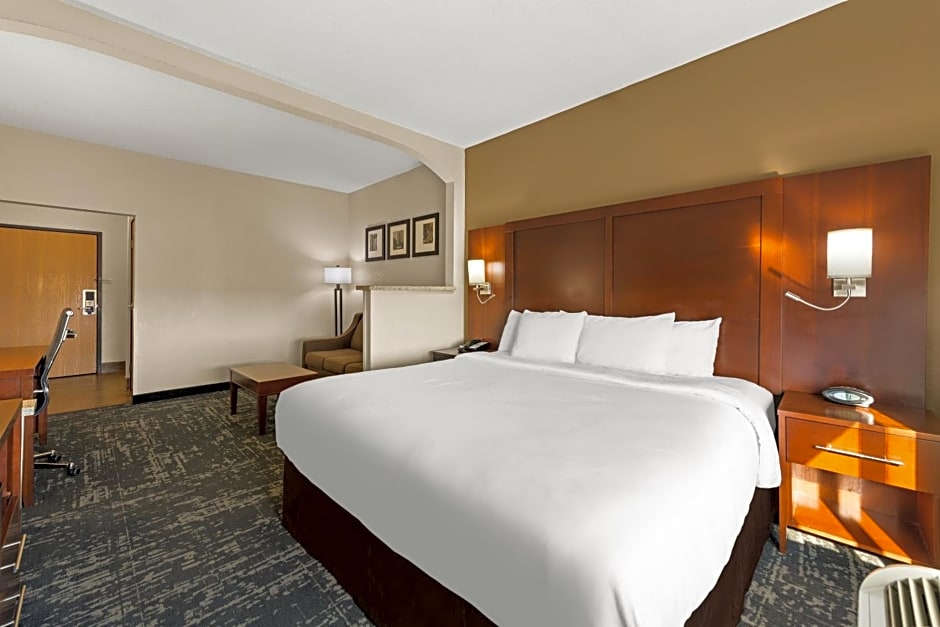 Comfort Suites Kansas City-Liberty