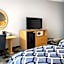 Riverview Inn & Suites