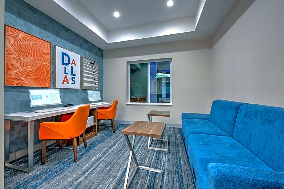 Holiday Inn Express Hotel & Suites Dallas West By IHG