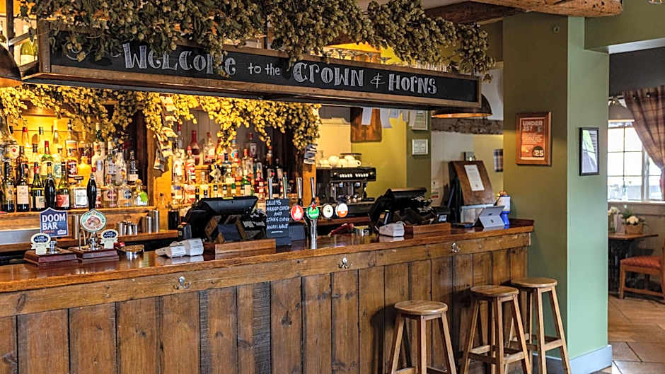 The Crown & Horns