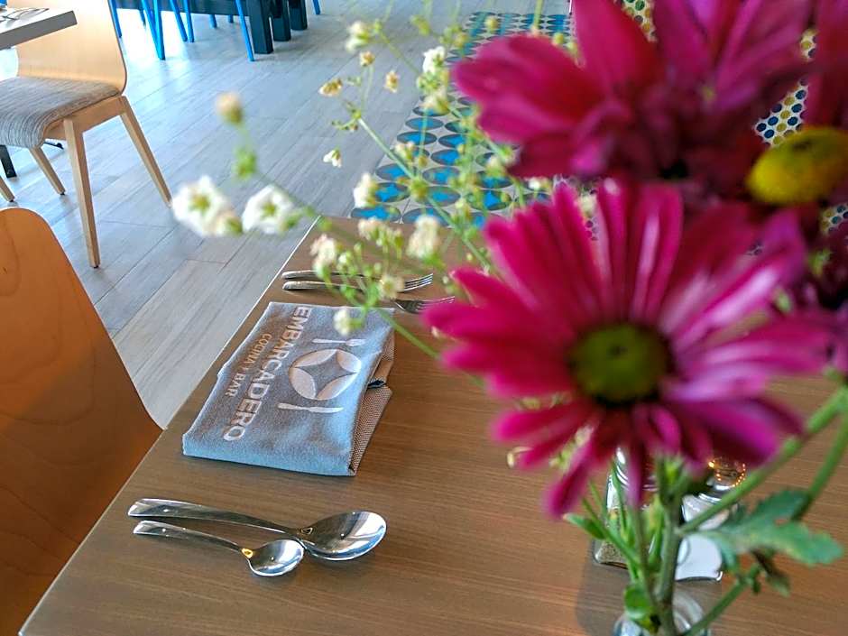 Marinaterra Hotel & Spa