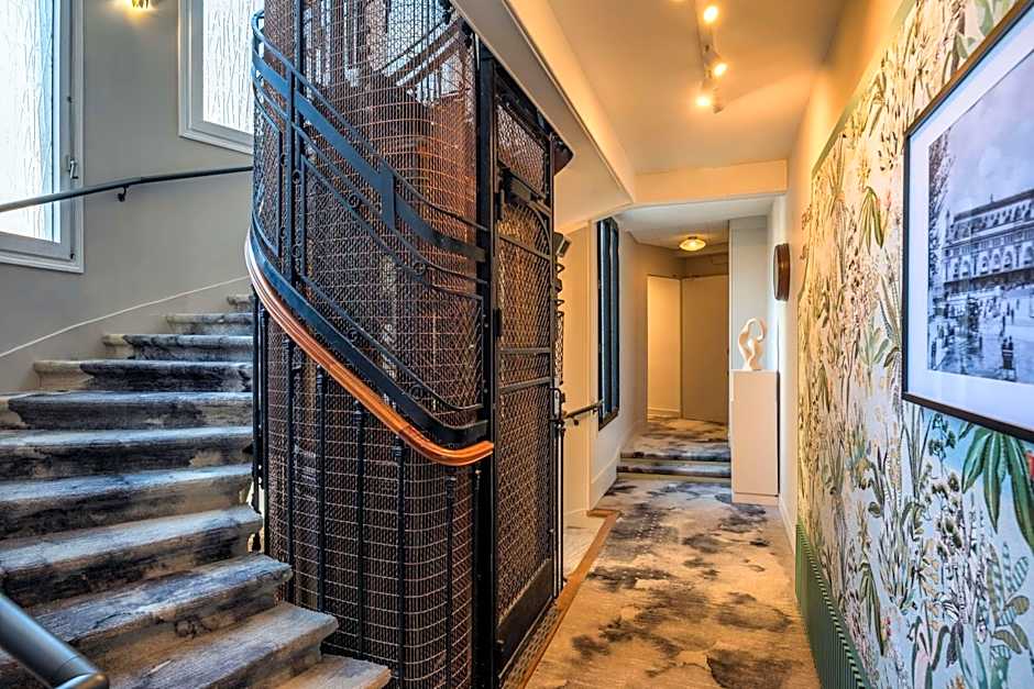 Hotel Camille Paris, Tapestry Collection by Hilton