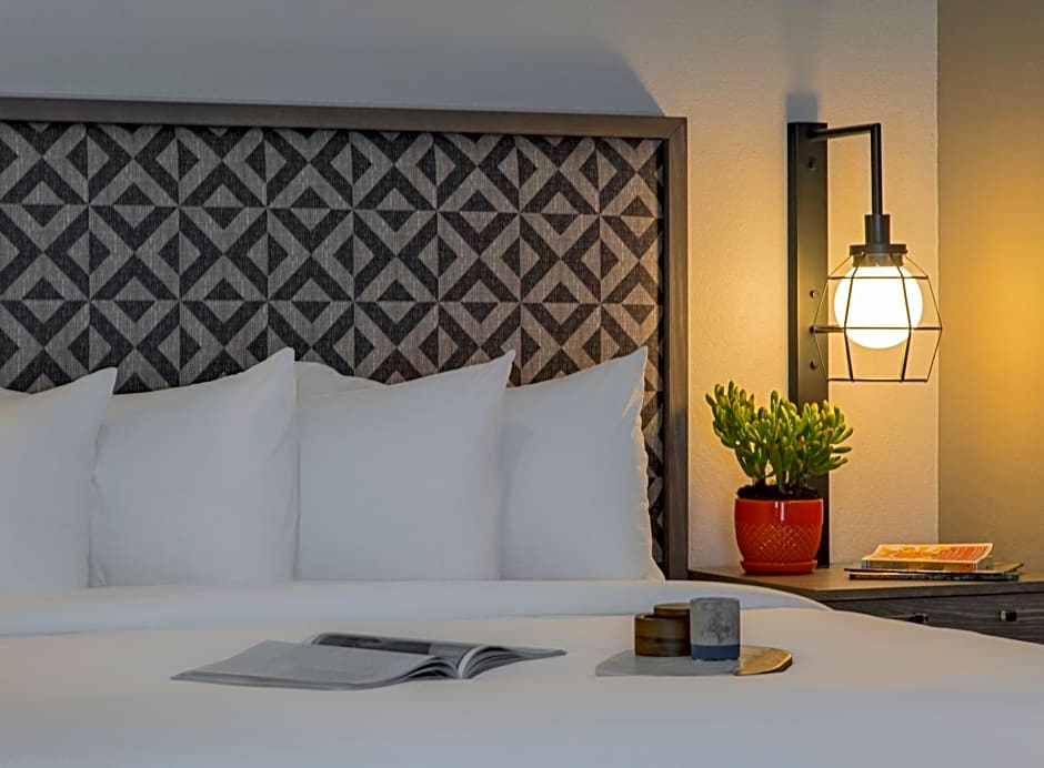 DoubleTree by Hilton Austin