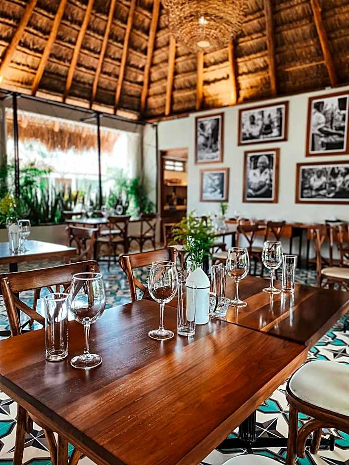 Blue Palm Bacalar