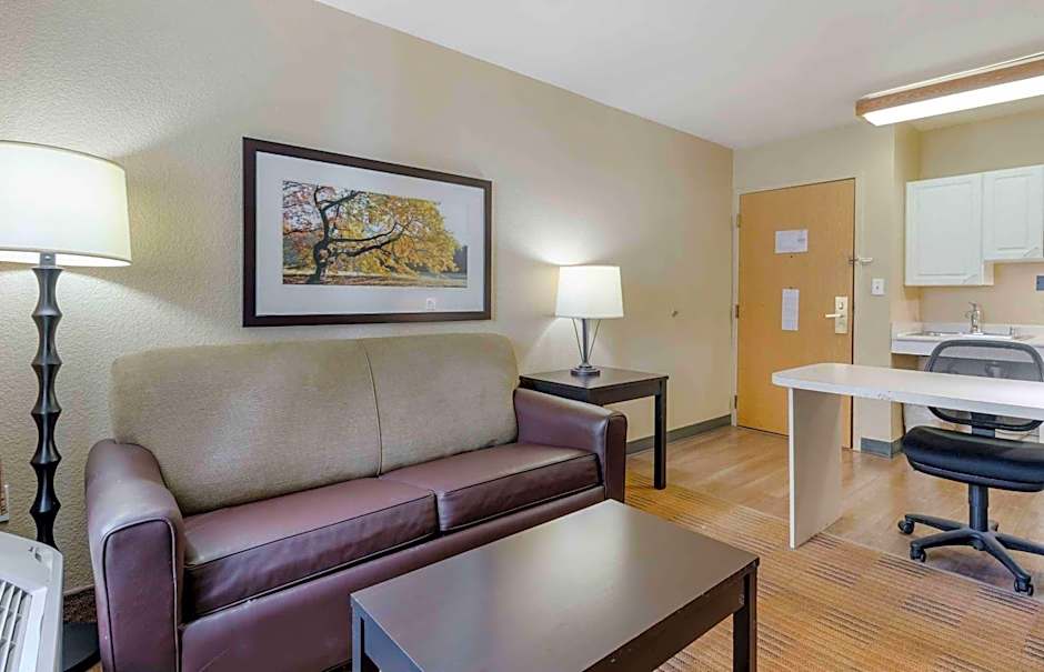 Extended Stay America Suites - Pleasanton - Chabot Dr.